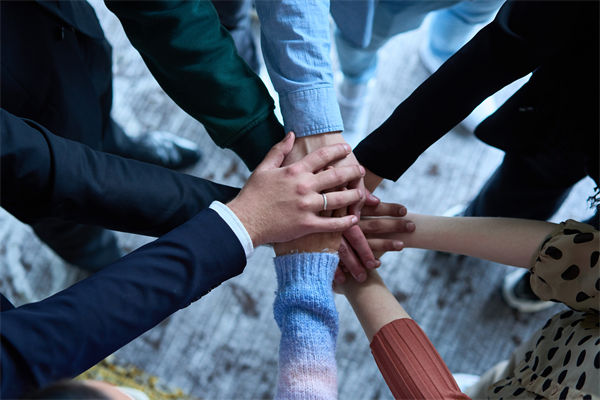 企業(yè)要求員工不結(jié)婚就離職？組織規(guī)劃管理怎么看？